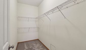 522 Kelsey Ln, Altoona, IA 50009