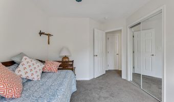 57 Anchorage Ct 705, Atlantic City, NJ 08401