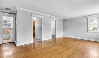 304 Deal Lake Dr 34, Asbury Park, NJ 07712