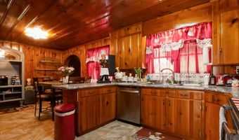 701 Smallee St, Alma, GA 31510
