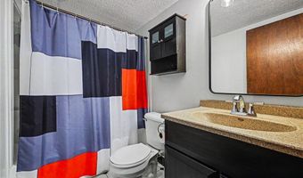 4376 Arden View Ct, Arden Hills, MN 55112