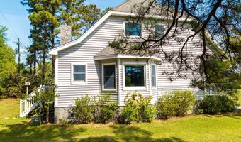 126 Narrow Shore Rd, Aydlett, NC 27916