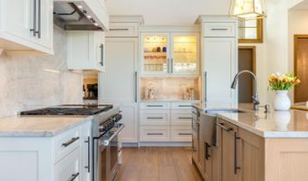 5205 Longsun Ln, Avon, CO 81620