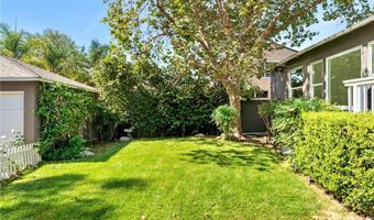 1956 N Roosevelt, Altadena, CA 91001