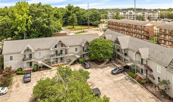 528 GENELDA Ave 23, Auburn, AL 36832