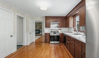 1 Bridle Path Rd, Andover, MA 01810