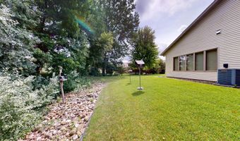1802 Crystal Dr, Albert Lea, MN 56007