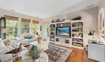 54 PORTLAND St, Barnegat, NJ 08005