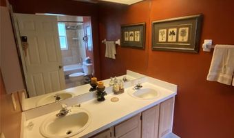 1016 LAKESIDE DR. Dr, Apopka, FL 32712