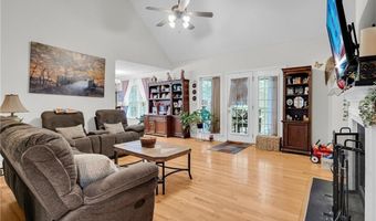 905 Daisy Ln, Athens, GA 30605