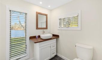 8 Pine Ln, Coventry, RI 02816