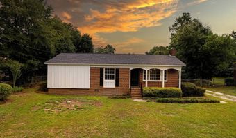 2004 Woodside Dr, Camden, SC 29020