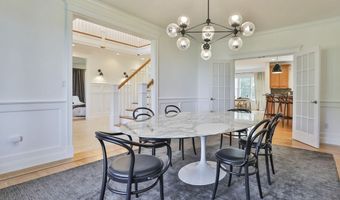 108 Oak Trl, Bolton, MA 01740