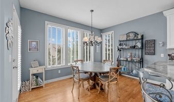 585 Burgess Cir, Aurora, OH 44202
