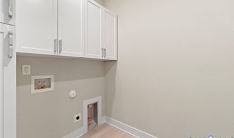 10400 Meyers Park Dr, Ashland, VA 23005