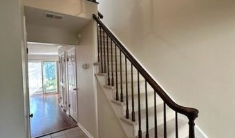 2 Cambridge Rd, Bedminster, NJ 07921