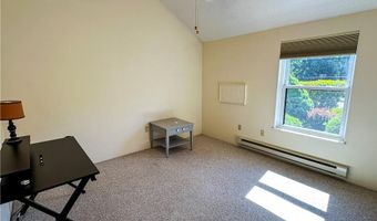 565 Smithfield Rd C6, North Providence, RI 02904