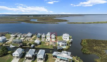 146 Elaine Dr, Bay St. Louis, MS 39520