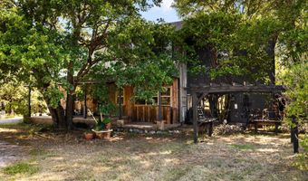 1829 W Lake Shore Dr, Alvarado, TX 76009