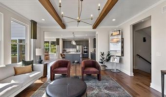 6151 N TRAILWOODS Dr, Ann Arbor, MI 48103