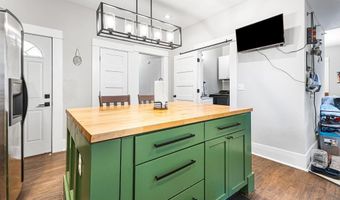 1016 N 10th St, Atchison, KS 66002