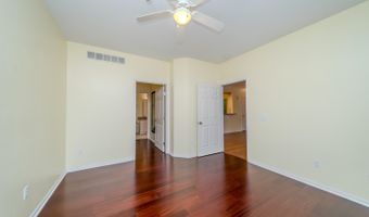 273 Scio Village Ct 125, Ann Arbor, MI 48103