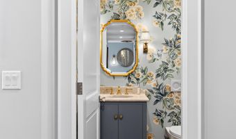 10 Rowes Wharf Ph4, Boston, MA 02110