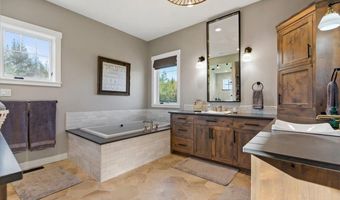 8236 E SCOUT TRAIL Rd, Athol, ID 83801