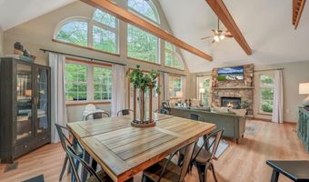 238 King Arthur Rd, Blakeslee, PA 18610