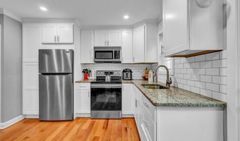 12 Scuppo Rd F9, Danbury, CT 06811