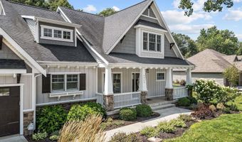 5962 Deer Hollow Rd, Auburn, IN 46706