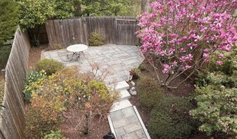 10857 DEBORAH Dr, Potomac, MD 20854