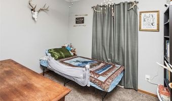 205 NE 9th St, Ankeny, IA 50021