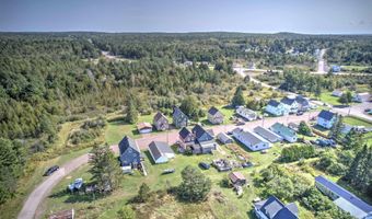 52 Senter St, Ahmeek, MI 49901