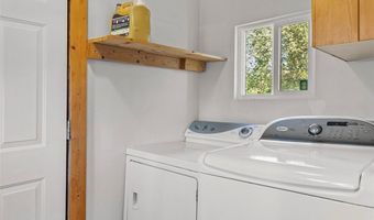 114 N Montana Ave, Absarokee, MT 59001