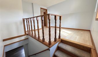 212 4th St NE, Aitkin, MN 56431
