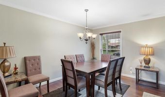 269 Braeshire Dr, Ballwin, MO 63021