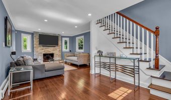 1318 Locust Dr, Asbury Park, NJ 07712