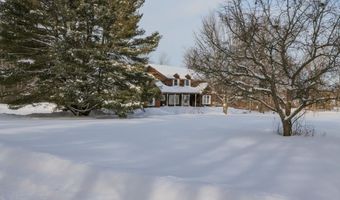 137 China Rd, Albion, ME 04910