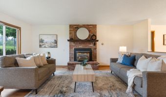 24950 NE AIRPORT Rd, Aurora, OR 97002