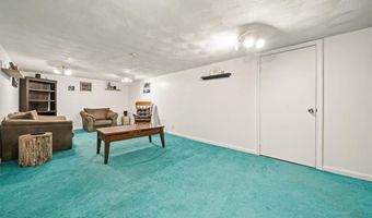 26 City View Pkwy, Johnston, RI 02919
