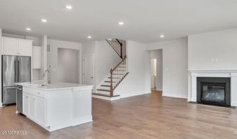 498 Central Ave, Atlantic Highlands, NJ 07716