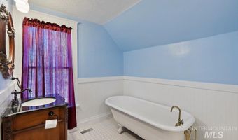 904 E Belmont St, Caldwell, ID 83605