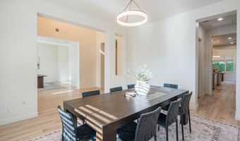 2073 S NAVAJO Ct, Chandler, AZ 85286