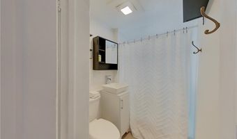 382 Spring St 3, Newport, RI 02840