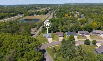 2544 Avery Ln, Altoona, WI 54720