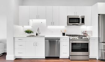 205 Maverick St U308, Boston, MA 02128