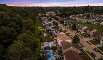 1388 Red Oak Plantation Dr, Ballwin, MO 63021