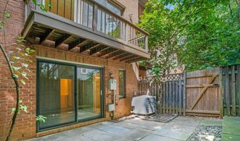 1975 N ADAMS St, Arlington, VA 22201