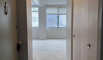6621 WAKEFIELD Dr 504, Alexandria, VA 22307
